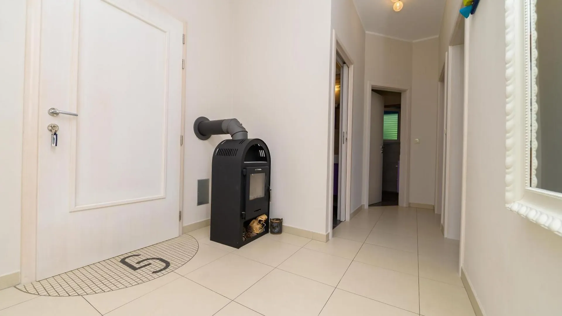 Apartment Luisa Nerezine