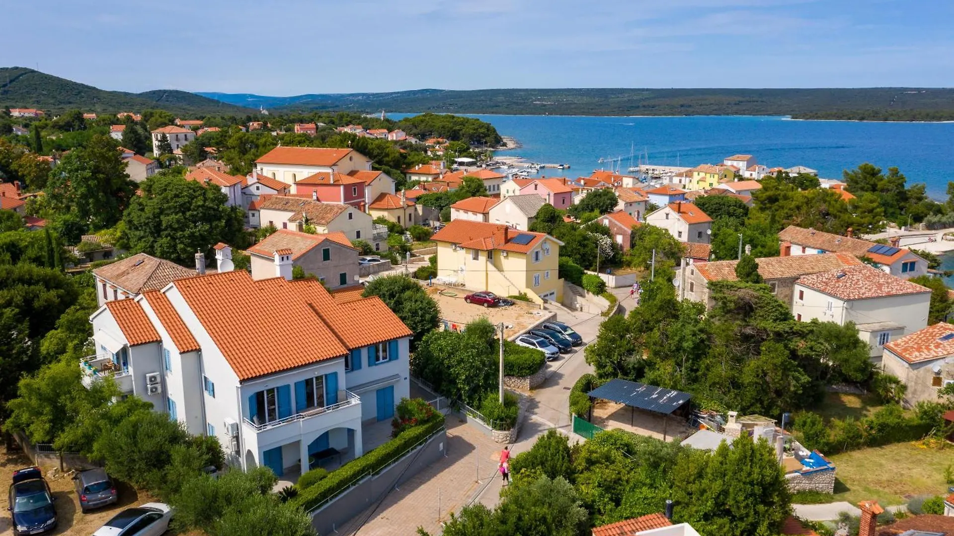 Apartment Luisa Nerezine 0*,  Croatia